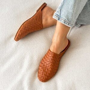 Liberté leather Tulum woven mule